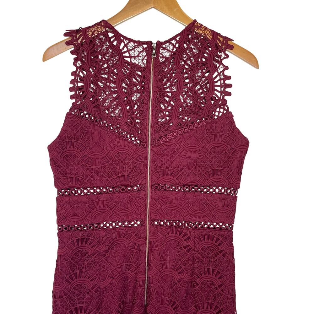 BARDOT Women’s Burgundy Lace Sheath Dress size 8/medium - Picture 5 of 7